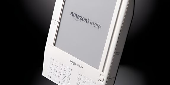 Amazon will cut off support and Kindle Store access for older Kindle devices in May 2026 image