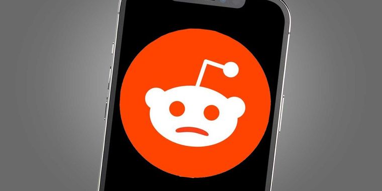 Reddit threatens to remove mod teams as Apollo-related blackout continues