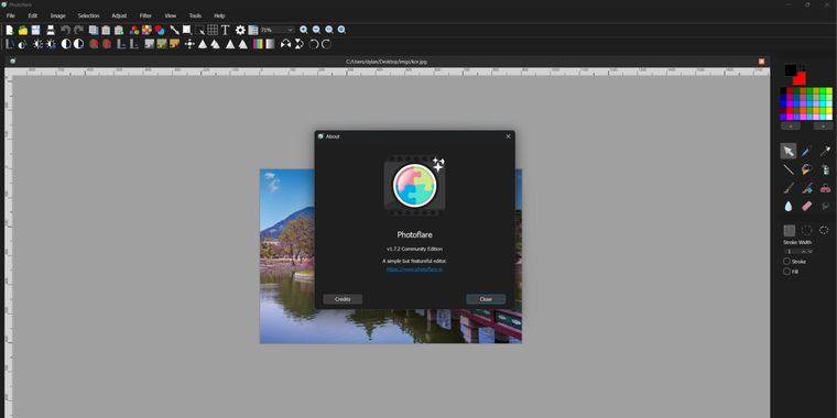 Photoflare v1.7.2 fixes critical bugs and updates translations