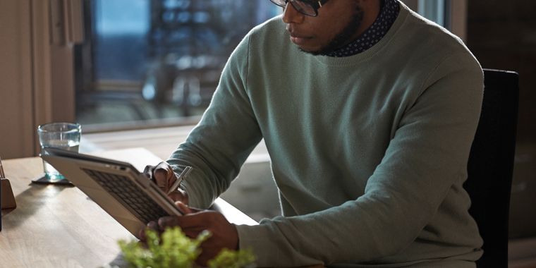 Version 21H1 of Windows 10, focusing on security and remote access, will release by June of 2021