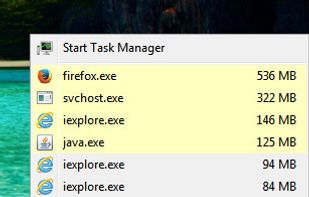 Context menu for tray icon displays RAM usage of individual processes and allows for immediate termination or a memory trim of the process.