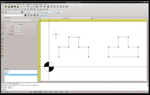 Selecting objects displays the object's grip points.