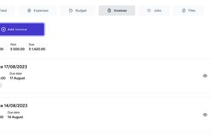 Craft construction-focused invoices. Generate and send PDF invoices instantly.
