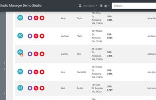 Student List with Icon Notifications