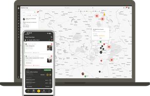 Field technitains and tasks real time map