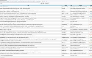 Main window showing the article library with a keyword filter and sortable columns such as title, authors, year and journal.