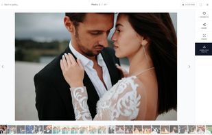 Full-screen viewer; downloads keep the original resolution, never recompressed.