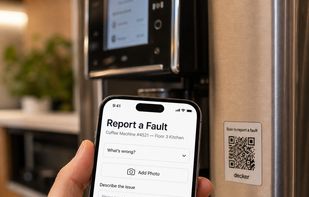 Customer-facing fault report — clients can submit service requests from a QR code