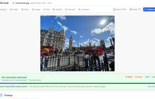 One photo, one audit document: the anomaly verdict first, then the photo and
collapsible chapters for origin, place, image, structure, identity, records
and comparison.