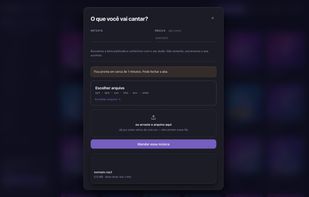Settings: interface in English, Portuguese and Spanish, light and dark themes.