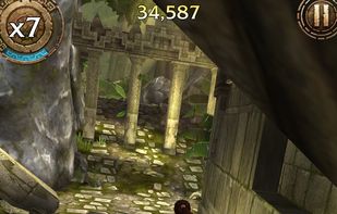 Lara Croft: Relic Run screenshot 1