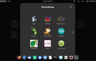 Preinstalled educational Software including language localization