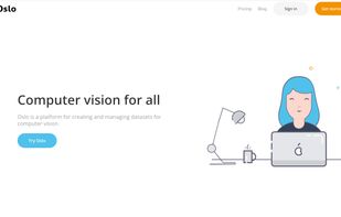 Helpful landing page with feature information, pricing ang a blog.