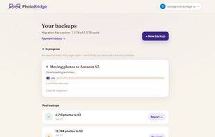 The dashboard tracks each backup in real time: live progress, transfer speed, photo counts, and status for every destination.