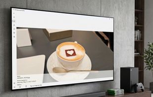 Details page with a full size visualization of photo
