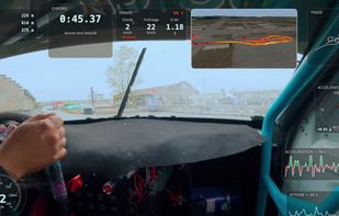 Car onboard with speed, G-forces and track map, plus the 3D replay inset